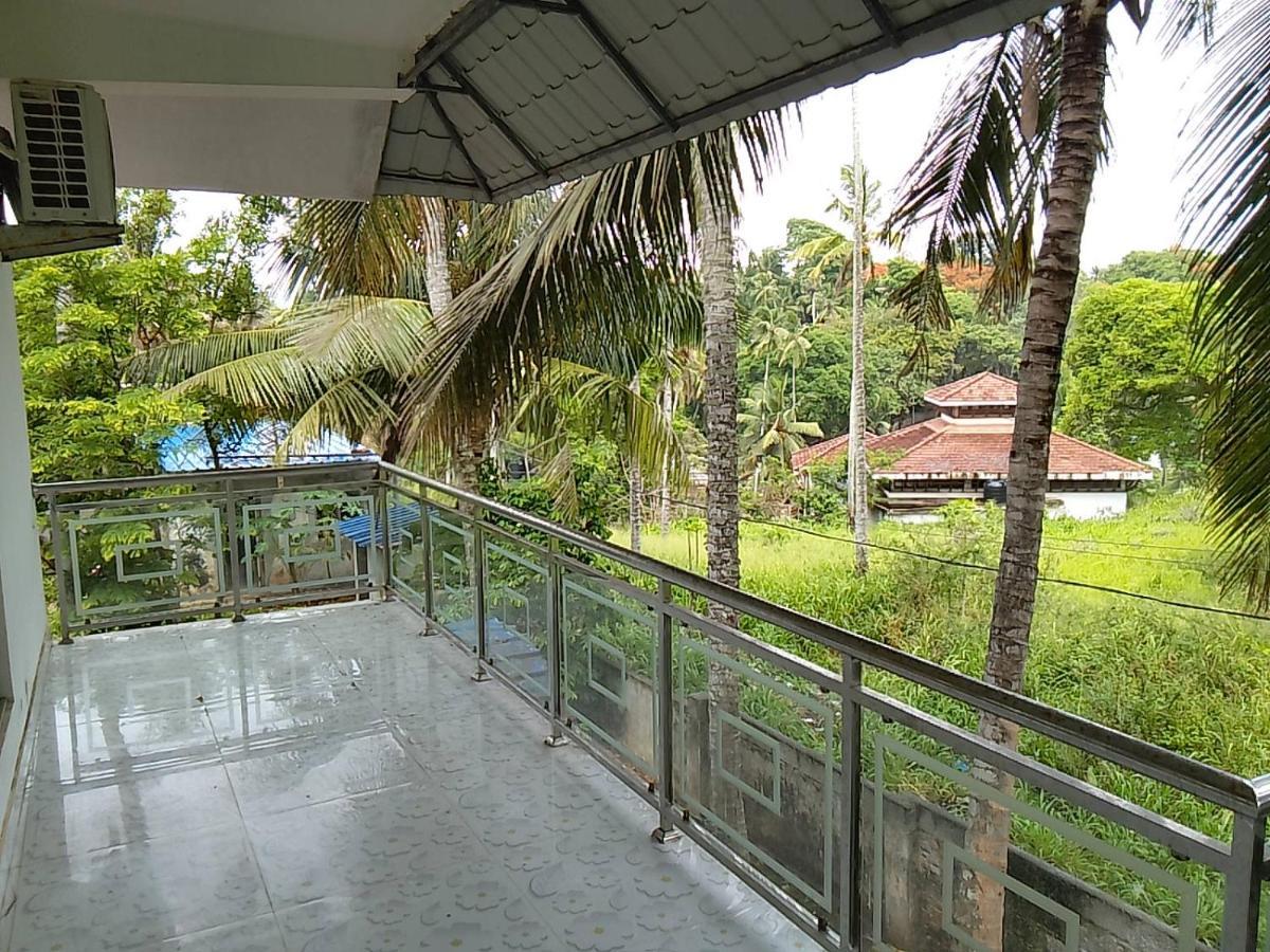 Somatheertham Resort Thiruvananthapuram Ngoại thất bức ảnh